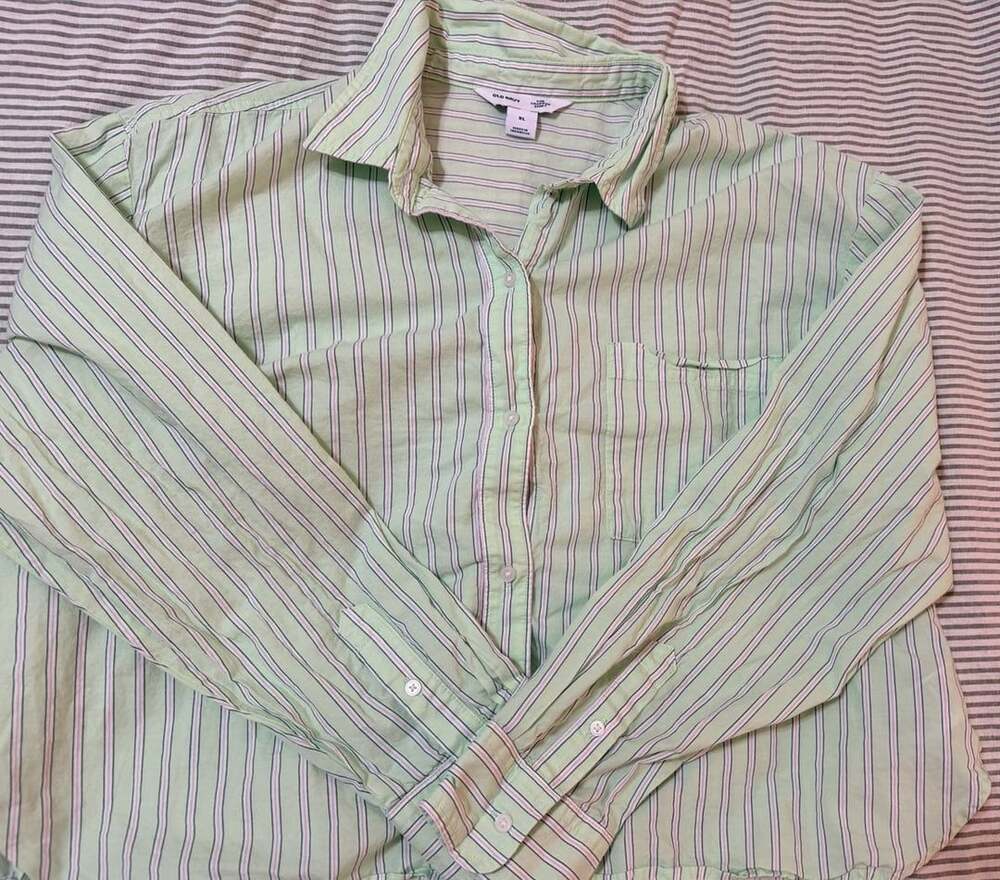 Old Navy The Cropped Shirt Size XL Green Striped Long Sleeve Button Down
